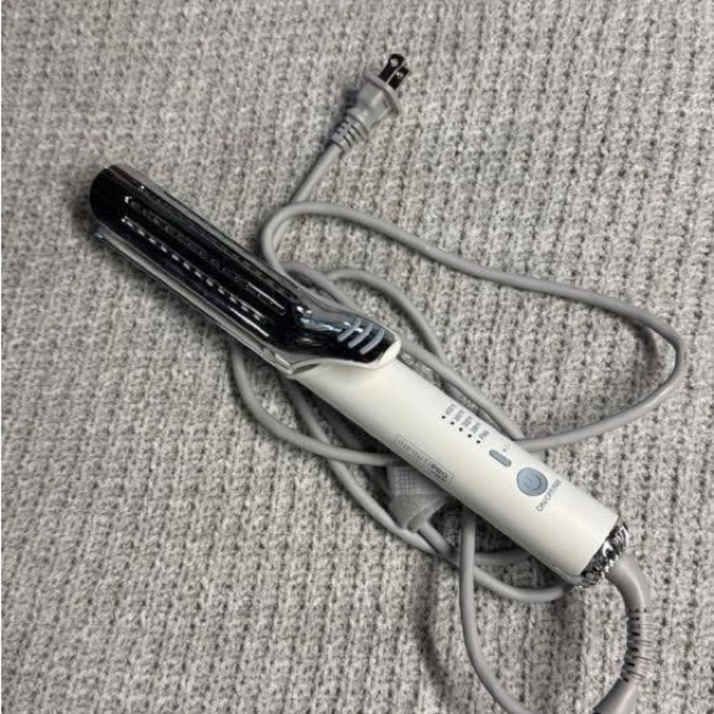 Infinite pro Hair Straightener